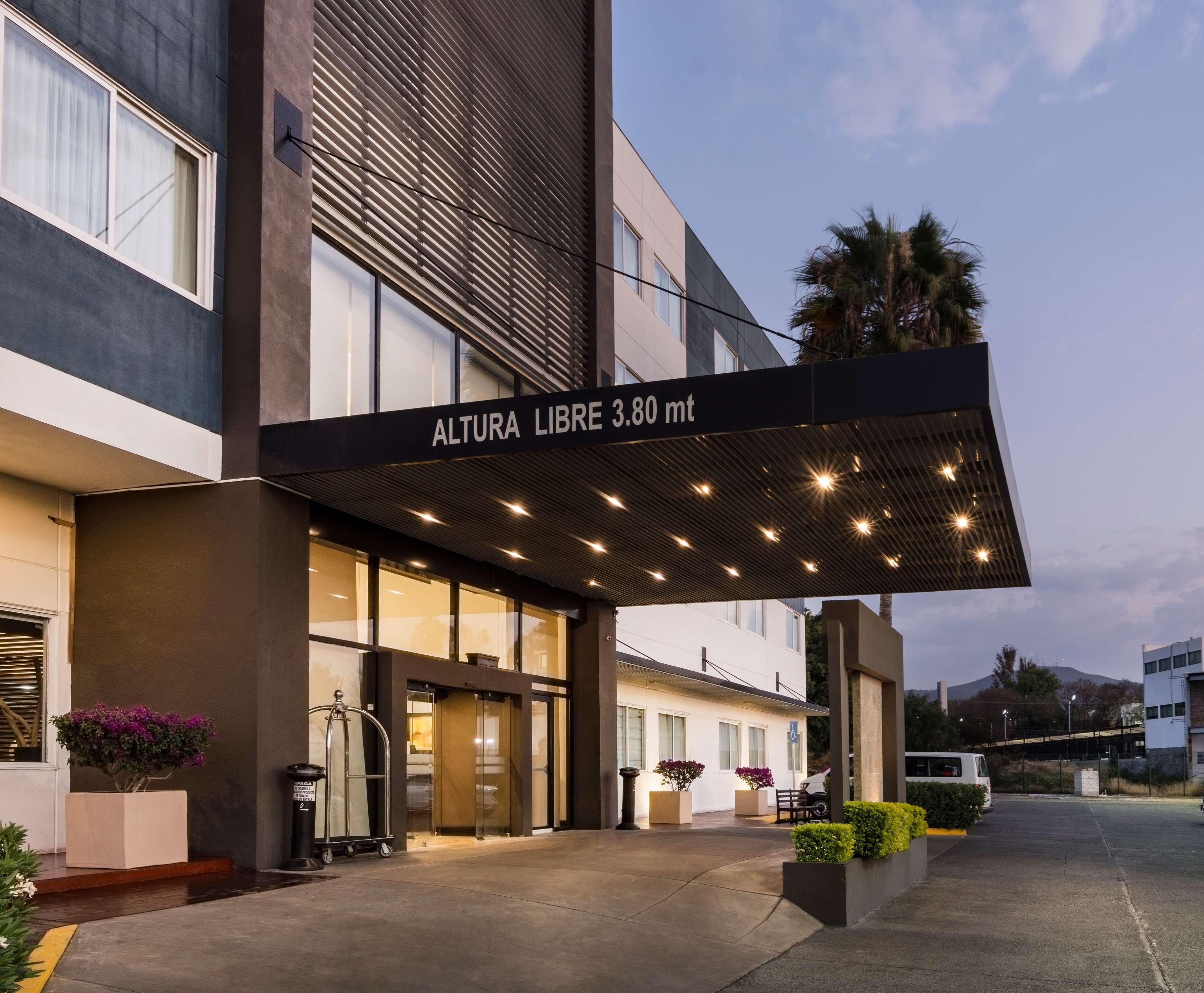 ดับเบิ้ลทรีโฮเต็ล บายฮิลตัน เกเรตาโร Hotel ภายนอก รูปภาพ