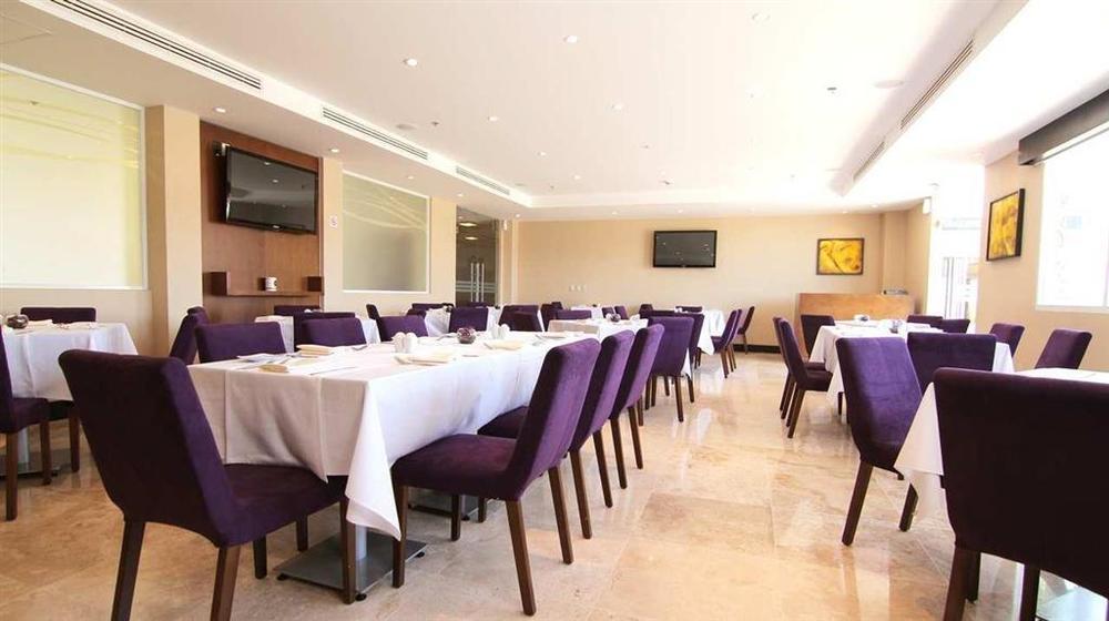 ดับเบิ้ลทรีโฮเต็ล บายฮิลตัน เกเรตาโร Hotel ร้านอาหาร รูปภาพ