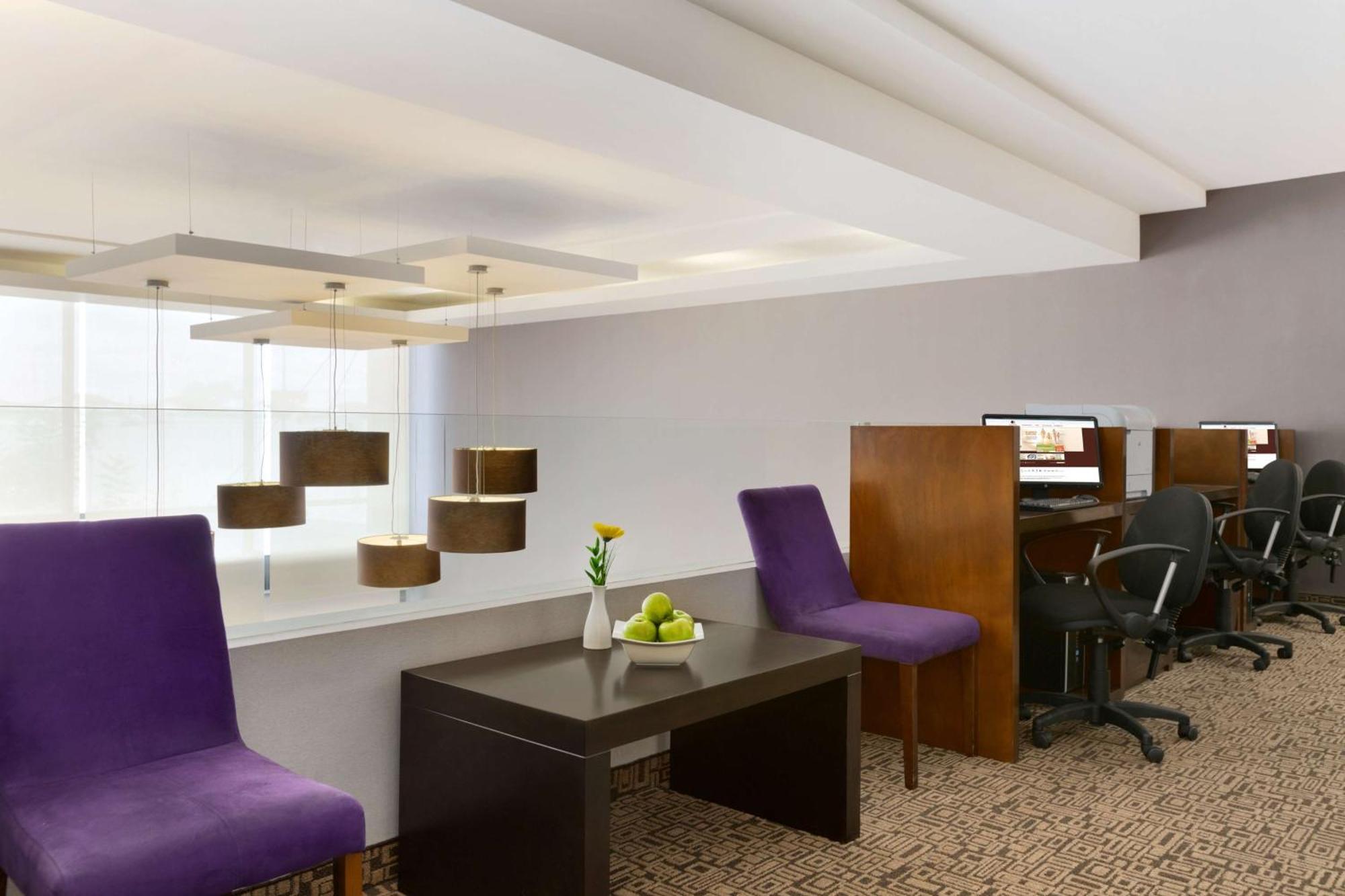 ดับเบิ้ลทรีโฮเต็ล บายฮิลตัน เกเรตาโร Hotel ภายนอก รูปภาพ