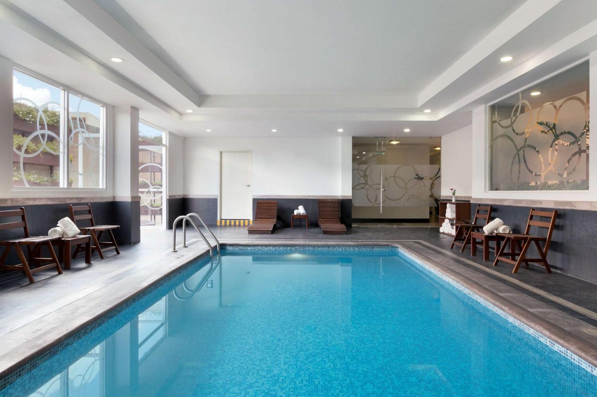 ดับเบิ้ลทรีโฮเต็ล บายฮิลตัน เกเรตาโร Hotel ภายนอก รูปภาพ